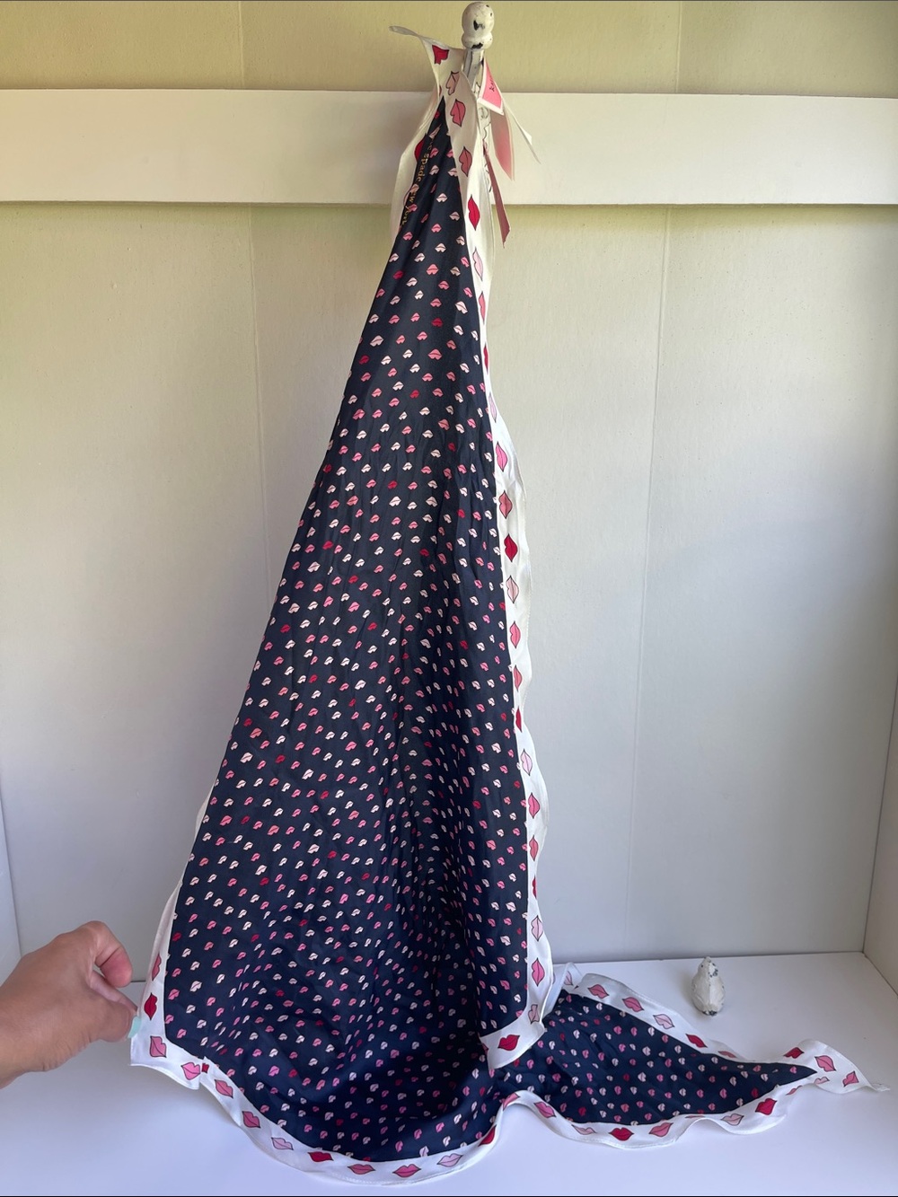 Kate Spade ♠️ 100% Silk Scarf - Picture 8 of 12